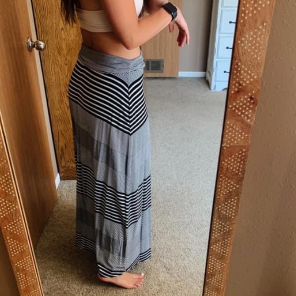 Skirt!